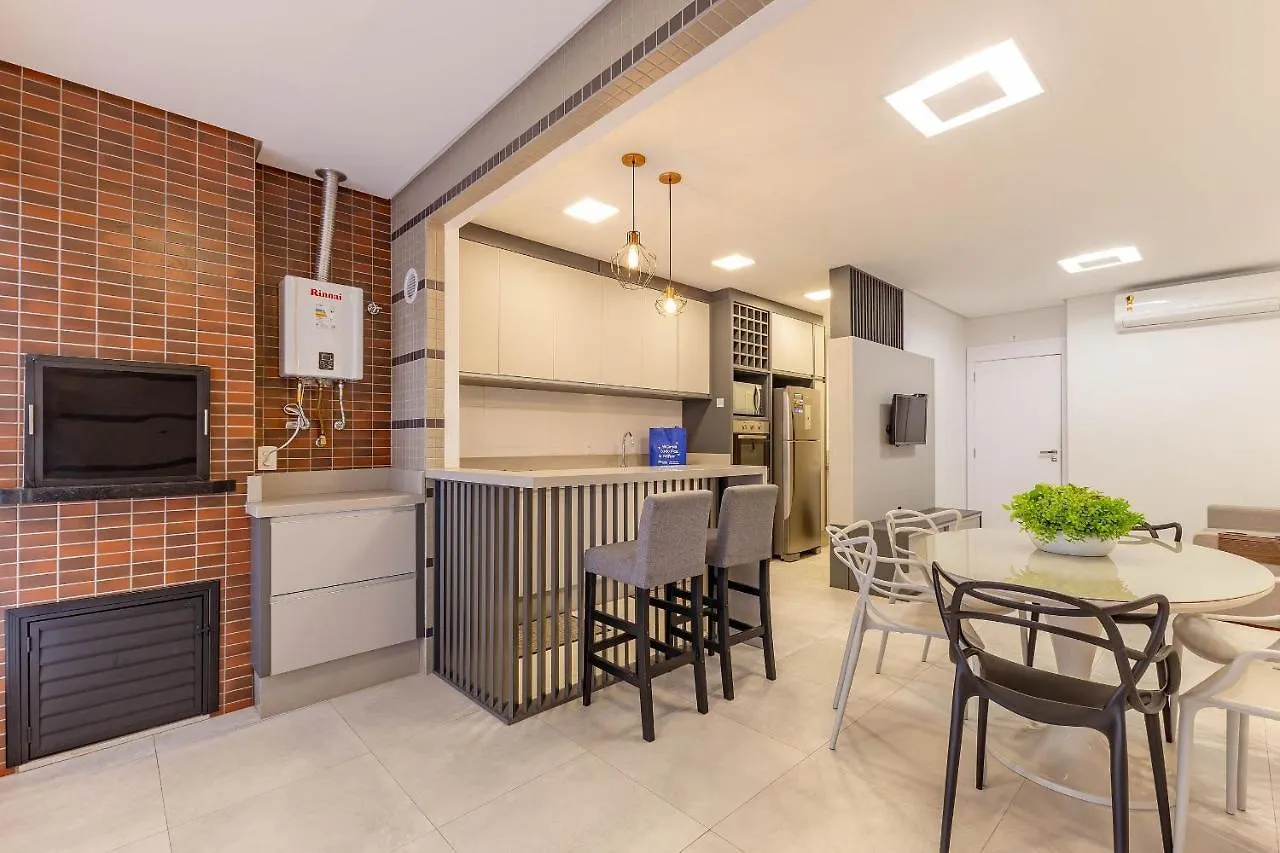 Porto Madero - Apartamento Em Condominio Com Piscina E Academia Bombinhas Brasil