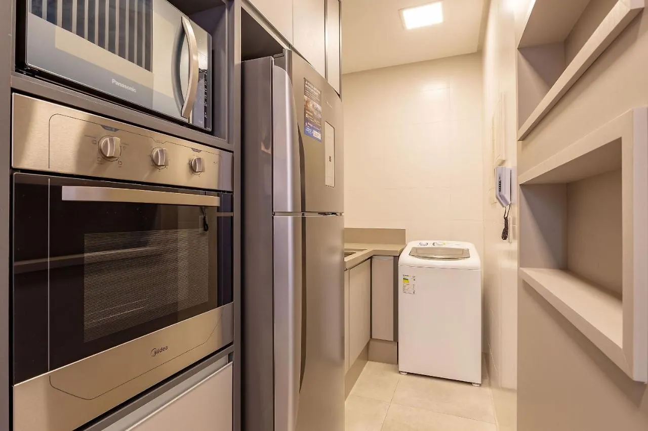 Porto Madero - Apartamento Em Condominio Com Piscina E Academia Bombinhas