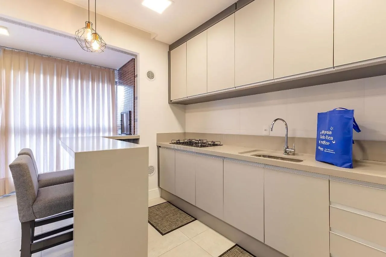 Porto Madero - Apartamento Em Condominio Com Piscina E Academia Bombinhas Brasil